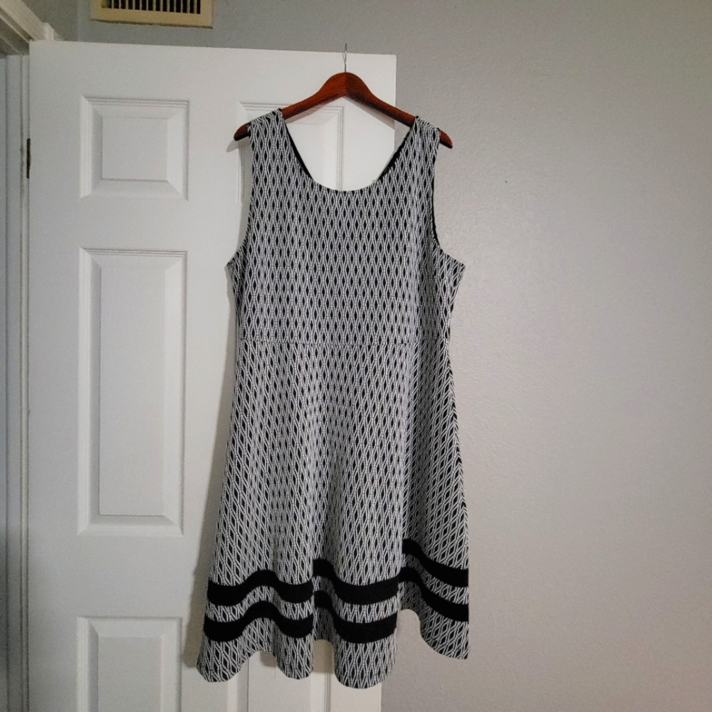 Mix-Black and White Dress-3X